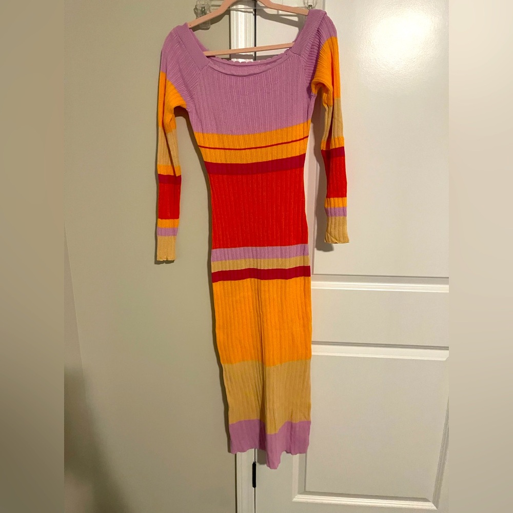 Maxi dress, cover-up. Slim fit, body con.